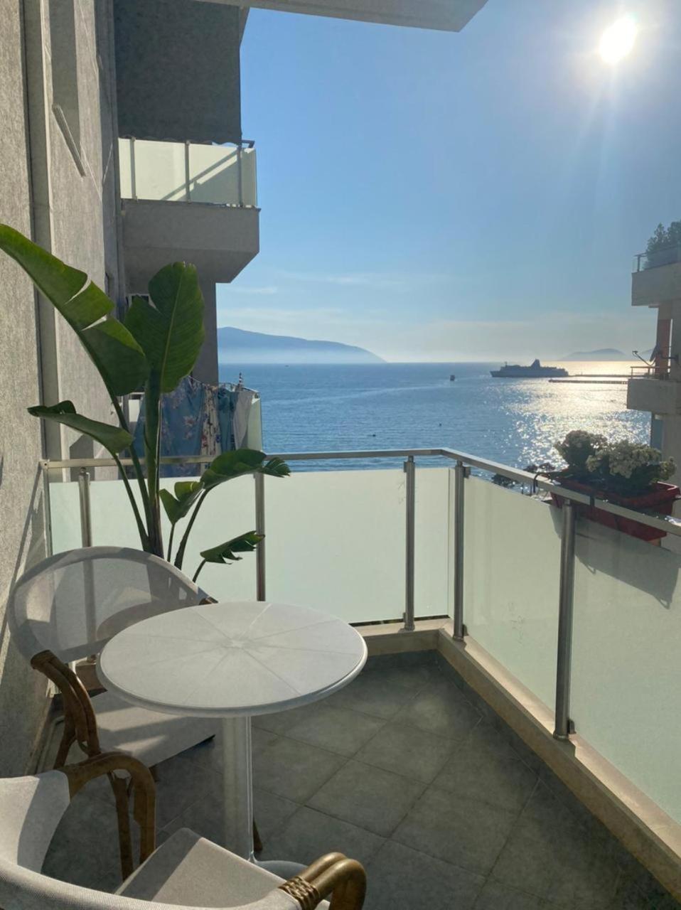 Апартаменти Luxury Seaview Vlora Flat Free Parking Номер фото