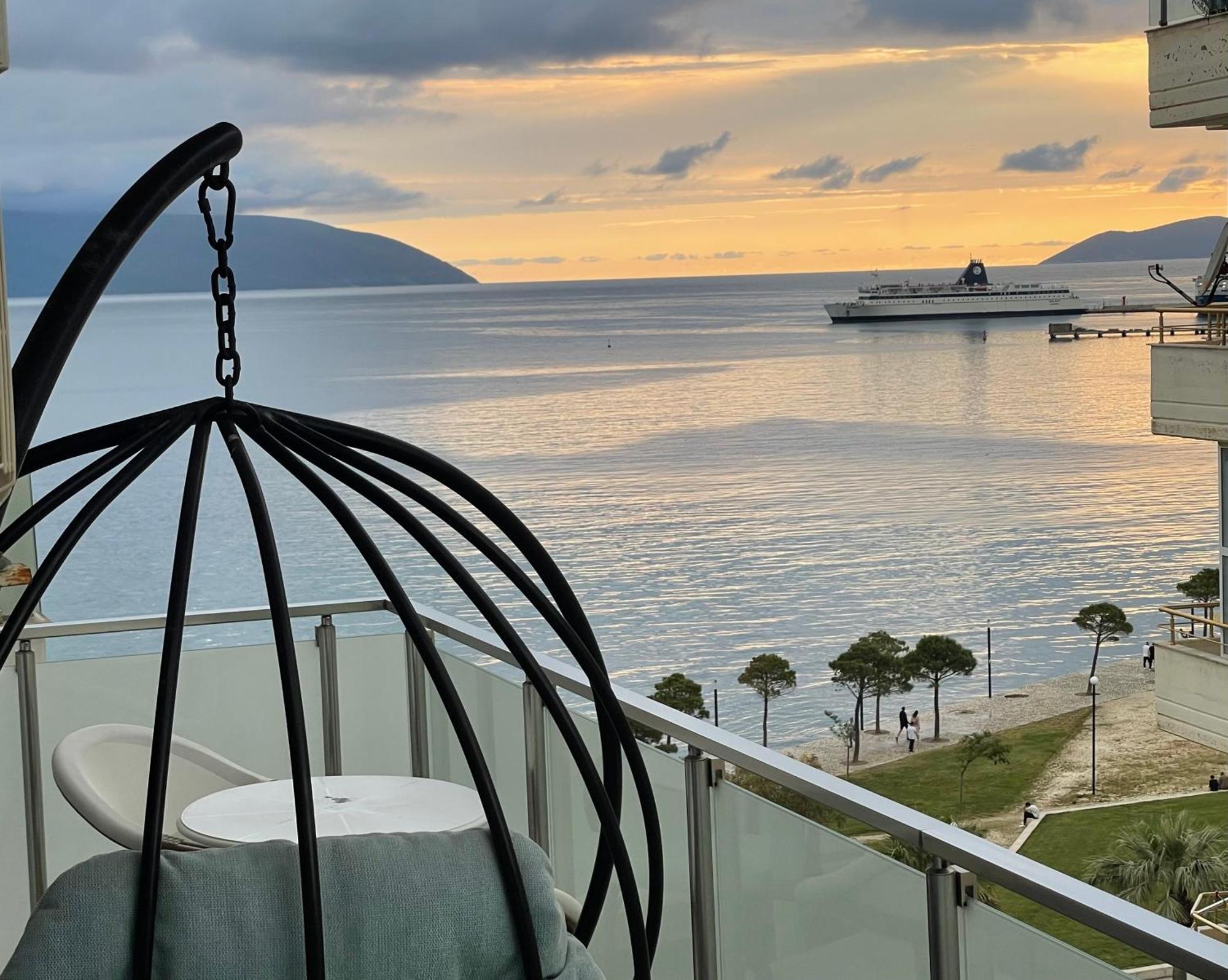Апартаменти Luxury Seaview Vlora Flat Free Parking Екстер'єр фото
